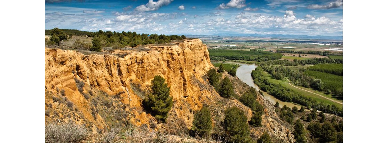 Barranco y río